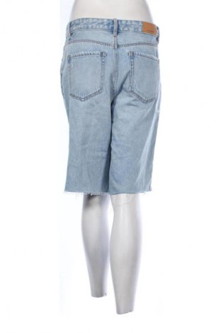 Pantaloni scurți de femei Stradivarius, Mărime M, Culoare Albastru, Preț 62,16 Lei