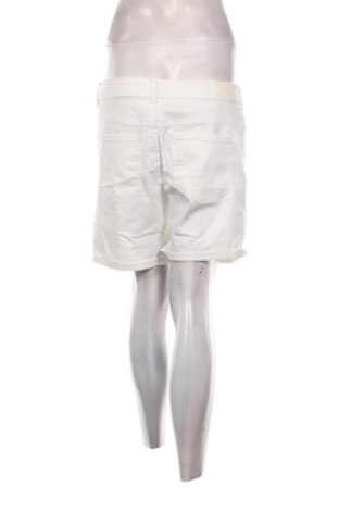 Pantaloni scurți de femei Vero Moda, Mărime L, Culoare Alb, Preț 52,60 Lei