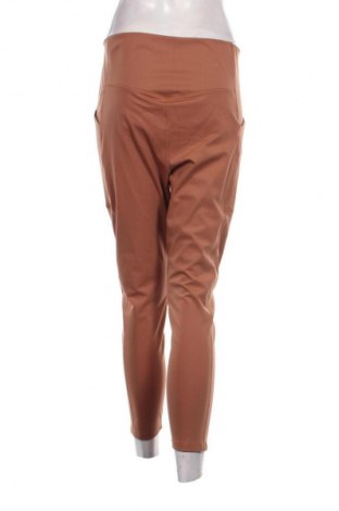 Дамски клин Girlfriend Collective, Размер XXL, Цвят Кафяв, Цена 62,99 лв.