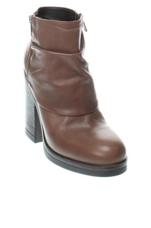 Damen Stiefeletten Alesya, Größe 36, Farbe Braun, Preis € 89,99