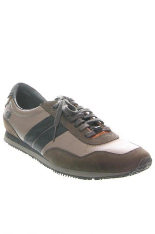 Дамски обувки Clarks, Размер 41, Цвят Бежов, Цена 124,54 лв.