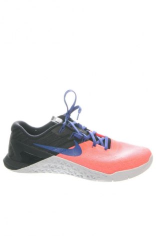 Încălțăminte de damă Nike, Mărime 40, Culoare Multicolor, Preț 564,99 Lei