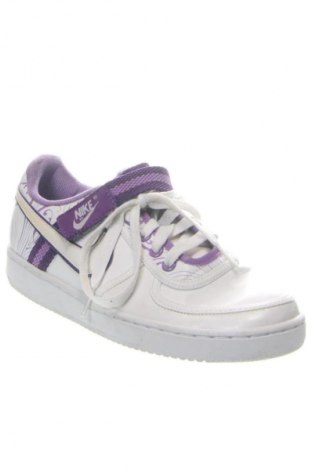 Γυναικεία παπούτσια Nike, Μέγεθος 38, Χρώμα Πολύχρωμο, Τιμή 74,99 €