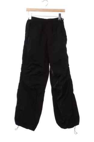 Női nadrág Bershka, Méret XS, Szín Fekete, Ár 5 776 Ft