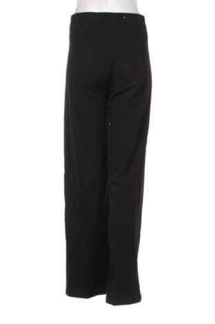 Damskie spodnie Bershka, Rozmiar S, Kolor Czarny, Cena 67,00 zł