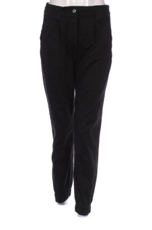 Dámske nohavice Bershka, Veľkosť S, Farba Čierna, Cena  18,59 €