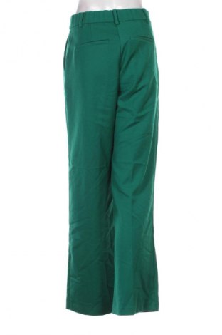 Γυναικείο παντελόνι H&M, Μέγεθος M, Χρώμα Πράσινο, Τιμή 10,99 €