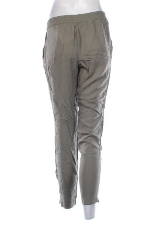 Damenhose H&M, Größe M, Farbe Grün, Preis 15,00 €