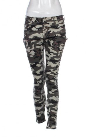Pantaloni de femei Newplay, Mărime S, Culoare Multicolor, Preț 76,30 Lei
