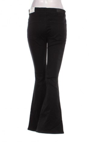 Damskie spodnie ONLY, Rozmiar M, Kolor Czarny, Cena 203,99 zł