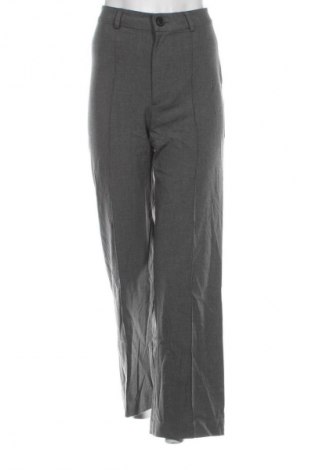 Damskie spodnie Pull&Bear, Rozmiar XS, Kolor Szary, Cena 62,99 zł