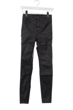 Damskie spodnie Stradivarius, Rozmiar XS, Kolor Czarny, Cena 66,67 zł