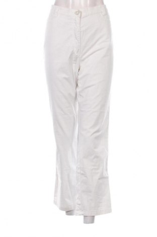 Damenhose Toni, Größe L, Farbe Weiß, Preis 21,00 €