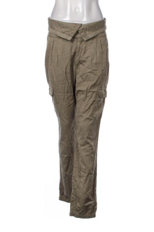 Damskie spodnie Vero Moda, Rozmiar M, Kolor Zielony, Cena 62,07 zł