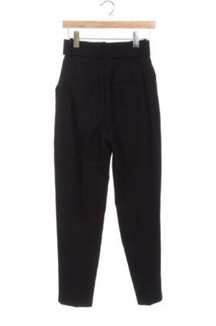 Pantaloni de femei Zara, Mărime XS, Culoare Negru, Preț 71,05 Lei