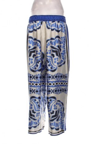 Дамски панталон Zara, Размер L, Цвят Многоцветен, Цена 23,99 лв.