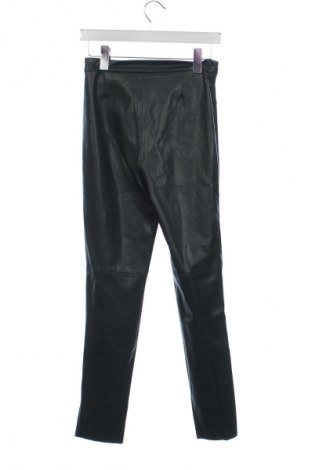 Pantaloni de femei Zara, Mărime S, Culoare Verde, Preț 72,03 Lei