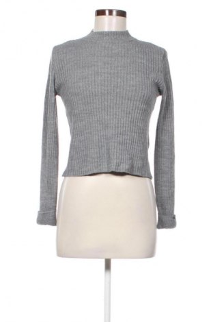 Dámský svetr Pull&Bear, Velikost M, Barva Šedá, Cena  269,00 Kč