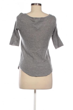 Damski sweter Tom Tailor, Rozmiar S, Kolor Szary, Cena 72,99 zł