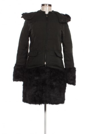 Dámsky kabát  Emporio Armani, Veľkosť M, Farba Čierna, Cena  157,95 €