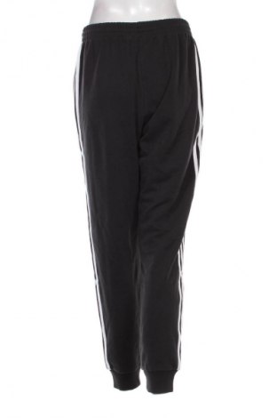 Dámske tepláky Adidas Originals, Veľkosť M, Farba Čierna, Cena  54,95 €