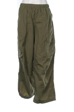 Dámske tepláky Bershka, Veľkosť S, Farba Zelená, Cena  27,80 €