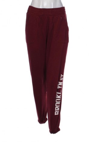 Damskie spodnie sportowe Bershka, Rozmiar S, Kolor Fioletowy, Cena 43,99 zł