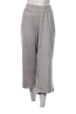 Dámske tepláky By Identity, Veľkosť XL, Farba Sivá, Cena  4,95 €