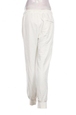 Pantaloni trening de femei Nike, Mărime M, Culoare Alb, Preț 322,99 Lei