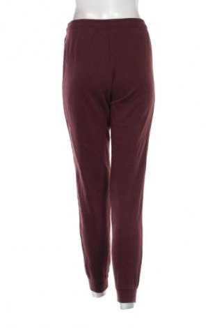 Damskie spodnie sportowe Nike, Rozmiar S, Kolor Czerwony, Cena 153,99 zł