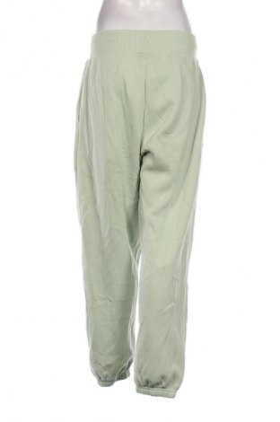 Pantaloni trening de femei Unbranded, Mărime L, Culoare Verde, Preț 68,99 Lei