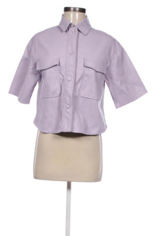 Kurtka damska Bershka, Rozmiar XS, Kolor Fioletowy, Cena 110,34 zł