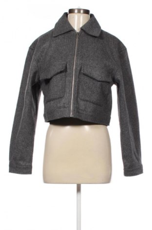 Geacă de femei Bershka, Mărime S, Culoare Gri, Preț 265,99 Lei