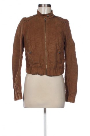 Kurtka damska Bershka, Rozmiar M, Kolor Brązowy, Cena 110,34 zł