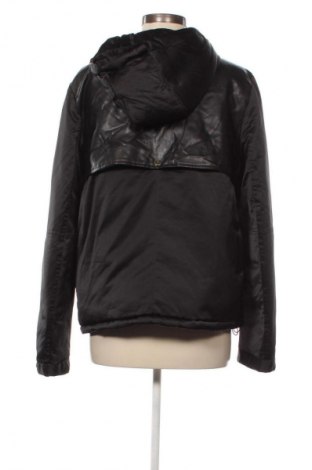 Dámská bunda  Trussardi Jeans, Velikost XL, Barva Černá, Cena  2 899,00 Kč