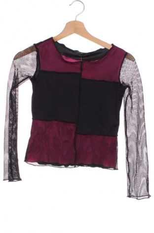 Dziecięca bluzka F&F, Rozmiar 8-9y/ 134-140 cm, Kolor Czarny, Cena 27,24 zł