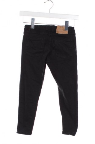 Gyerek farmernadrág Zara, Méret 5-6y / 116-122 cm, Szín Fekete, Ár 3 600 Ft