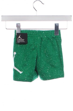 Pantaloni scurți pentru copii Air Jordan Nike, Mărime 12-18m/ 80-86 cm, Culoare Multicolor, Preț 301,99 Lei