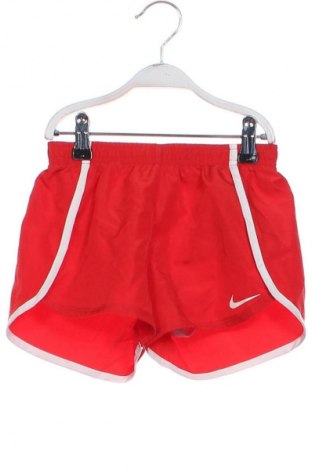 Pantaloni scurți pentru copii Nike, Mărime 5-6y/ 116-122 cm, Culoare Roșu, Preț 93,99 Lei