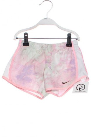 Gyerek rövidnadrág Nike, Méret 2-3y / 98-104 cm, Szín Sokszínű, Ár 5 400 Ft