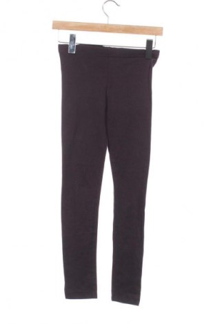 Dziecięce legginsy TCM, Rozmiar 8-9y/ 134-140 cm, Kolor Fioletowy, Cena 32,32 zł