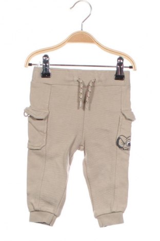 Dziecięce spodnie C&A, Rozmiar 9-12m/ 74-80 cm, Kolor Beżowy, Cena 49,44 zł