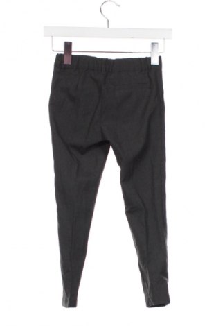 Kinderhose F&F, Größe 5-6y/ 116-122 cm, Farbe Grau, Preis € 16,54