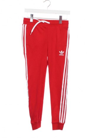 Dziecięce spodnie sportowe Adidas Originals, Rozmiar 11-12y/ 152-158 cm, Kolor Czerwony, Cena 158,57 zł