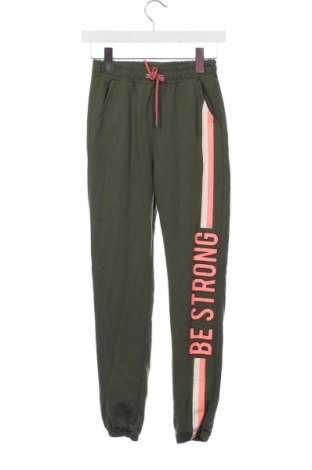 Detské tepláky LC Waikiki, Veľkosť 10-11y/ 146-152 cm, Farba Viacfarebná, Cena  9,72 €