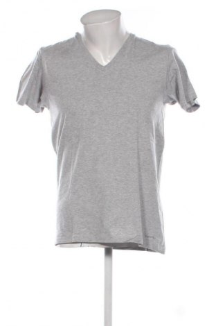 Мъжка тениска Calvin Klein, Размер M, Цвят Сив, Цена 22,99 лв.