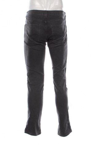 Мъжки дънки Levi's, Размер M, Цвят Сив, Цена 75,99 лв.