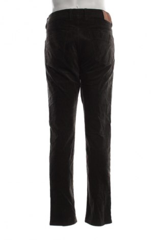 Pantaloni raiați de bărbați Bugatti, Mărime L, Culoare Verde, Preț 100,99 Lei