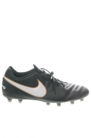 Férfi cipők
 Nike, Méret 44, Szín Fekete, Ár 11 000 Ft