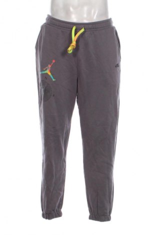 Pánske tepláky Air Jordan Nike, Veľkosť L, Farba Sivá, Cena  45,95 €